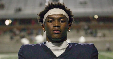 2028 Oklahoma football WR offer Carter St. Junious