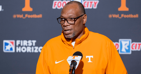Tennessee linebackers coach William Inge hospitalized with 'personal medical issue'
