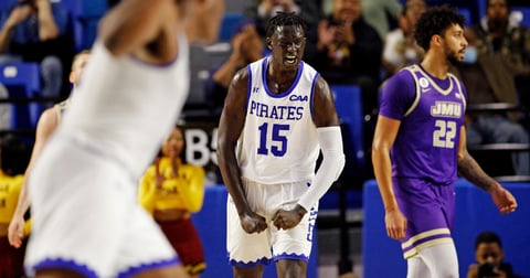 Hampton power forward transfer Jerry Deng commits to Florida State