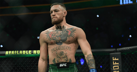 Conor McGregor injury: Video shows UFC fighter favoring knee before fight