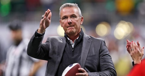 Urban Meyer questions Ohio State's drop to No. 7 in AP Top 25 poll: 'I don't get that'