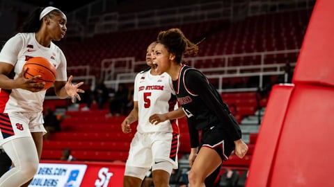 Mid-major spotlight: 5 women's college basketball players you should be watching