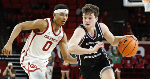 Central Arkansas guard Layne Taylor plans to enter the Transfer Portal