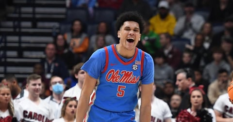 New Orleans guard James White enters NCAA transfer portal