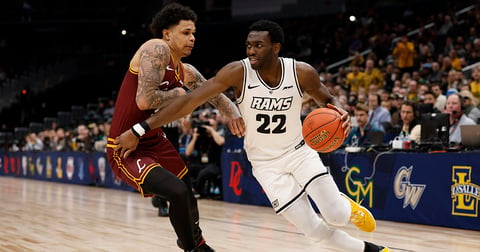 Loyola Chicago transfer guard Jayden Dawson commits to Kansas