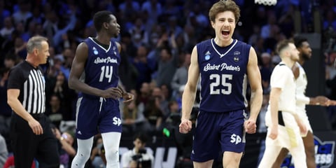 2026 NCAA Tournament: Ex-Saint Peter's star Doug Edert reveals bracket, trolls Kentucky