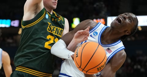 Duke makes NCAA Tournament history with first half performance vs. Siena