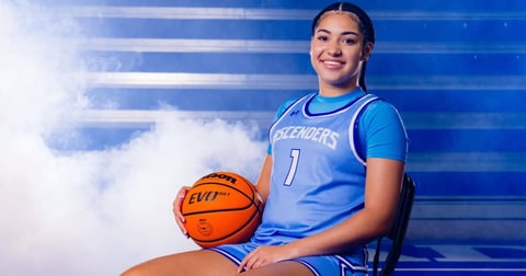 Top 2027 recruit Jessie Moses commits to Washington