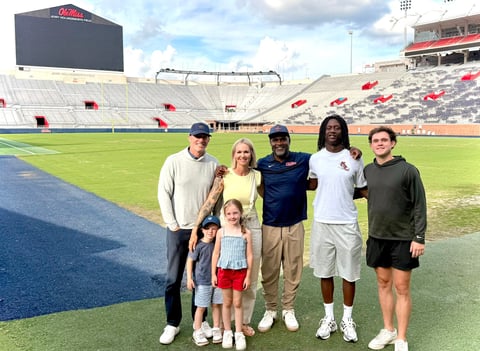 Recruit Reactions: Top prospects thoroughly impressed with dominant Ole Miss performance