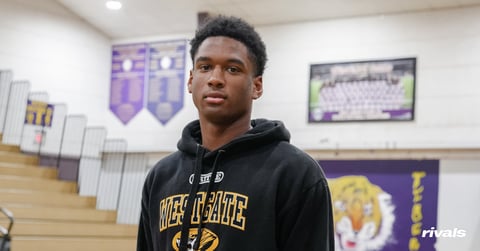 Blue-chip wide receiver schedules first visit to Rocky Top -- and Tennessee has some buzz