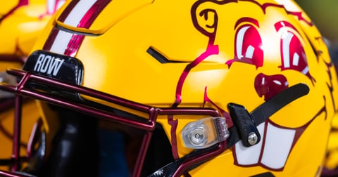 Minnesota inks first helmet bumper ad sponsorship deal with Verizon’s Visible