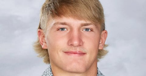 It's Centura at Ravenna in Eight-Man Battle of Unbeatens
