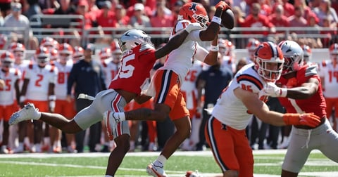 Ohio State DB Jay Timmons injured in second half vs. Illinois