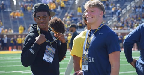 Michigan halftime recruiting scoop: Wolverines welcome 5-star OT, flip target