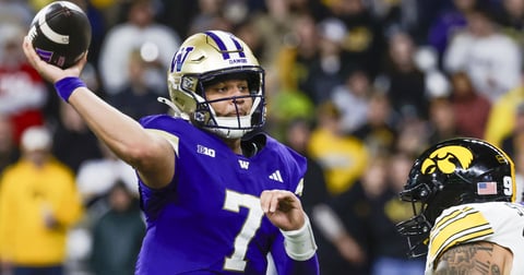 Report: Elijah Brown to start at QB for Washington vs. Purdue in place of injured Demond Williams Jr.