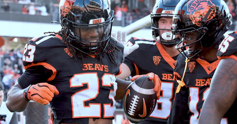 Oregon State Beavers vs Washington State Cougars in Photos
