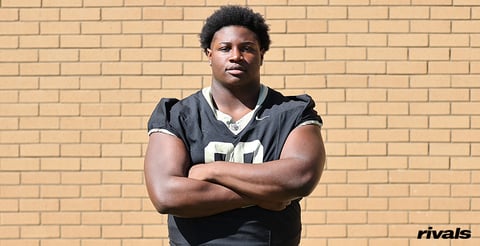 USC makes late move for James Madison DL commit Simeon Jones, official visit set
