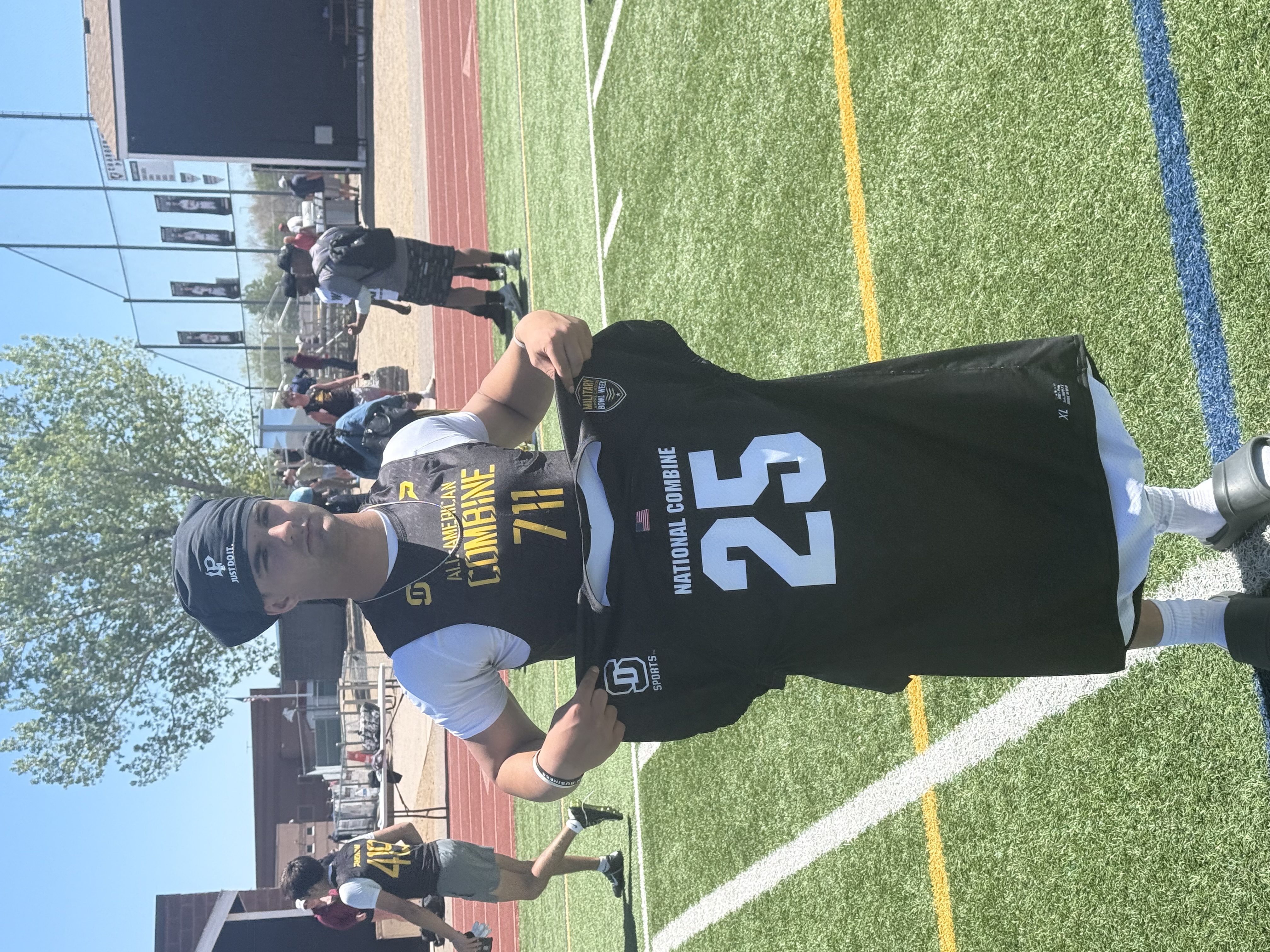 Ledger Holmes
