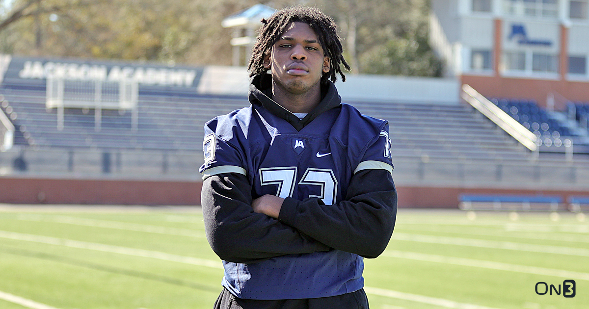 NEWS: Top-30 OT Caden Moss to visit Ohio State