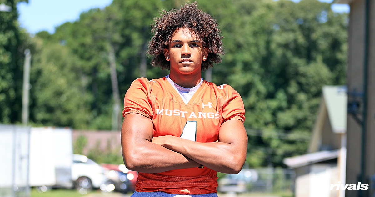 Georgia making a major push for elite TE Jaxon Dollar