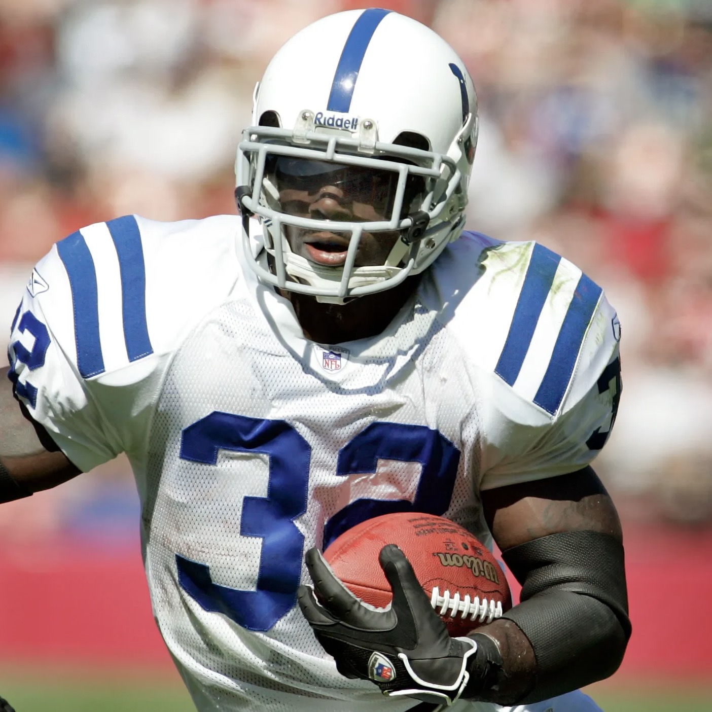 Miami legend Edgerrin James facing warrant for his arrest - On3