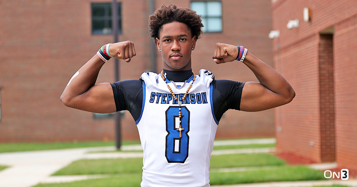 First visit to Tennessee 'helps a lot' for top-50 EDGE KJ Green