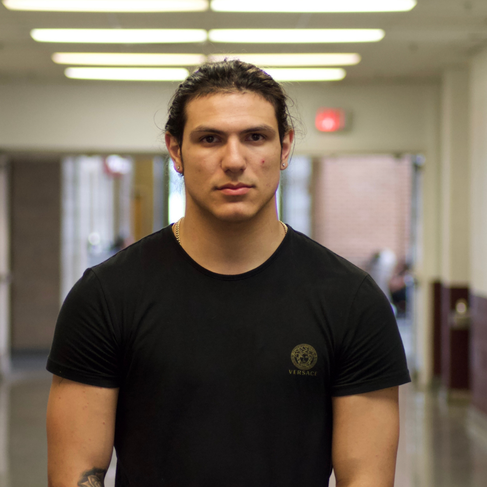 leonardo-garcia-river-rouge-linebacker