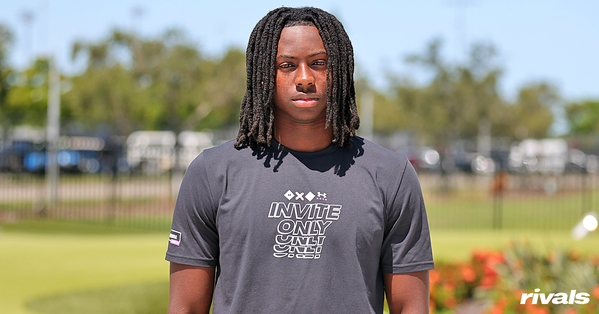 Elite Notre Dame CB commit Xavier Hasan talks childhood Michigan fandom, current interest