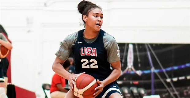 Top 2026 recruit GiGi Battle sets several official visits