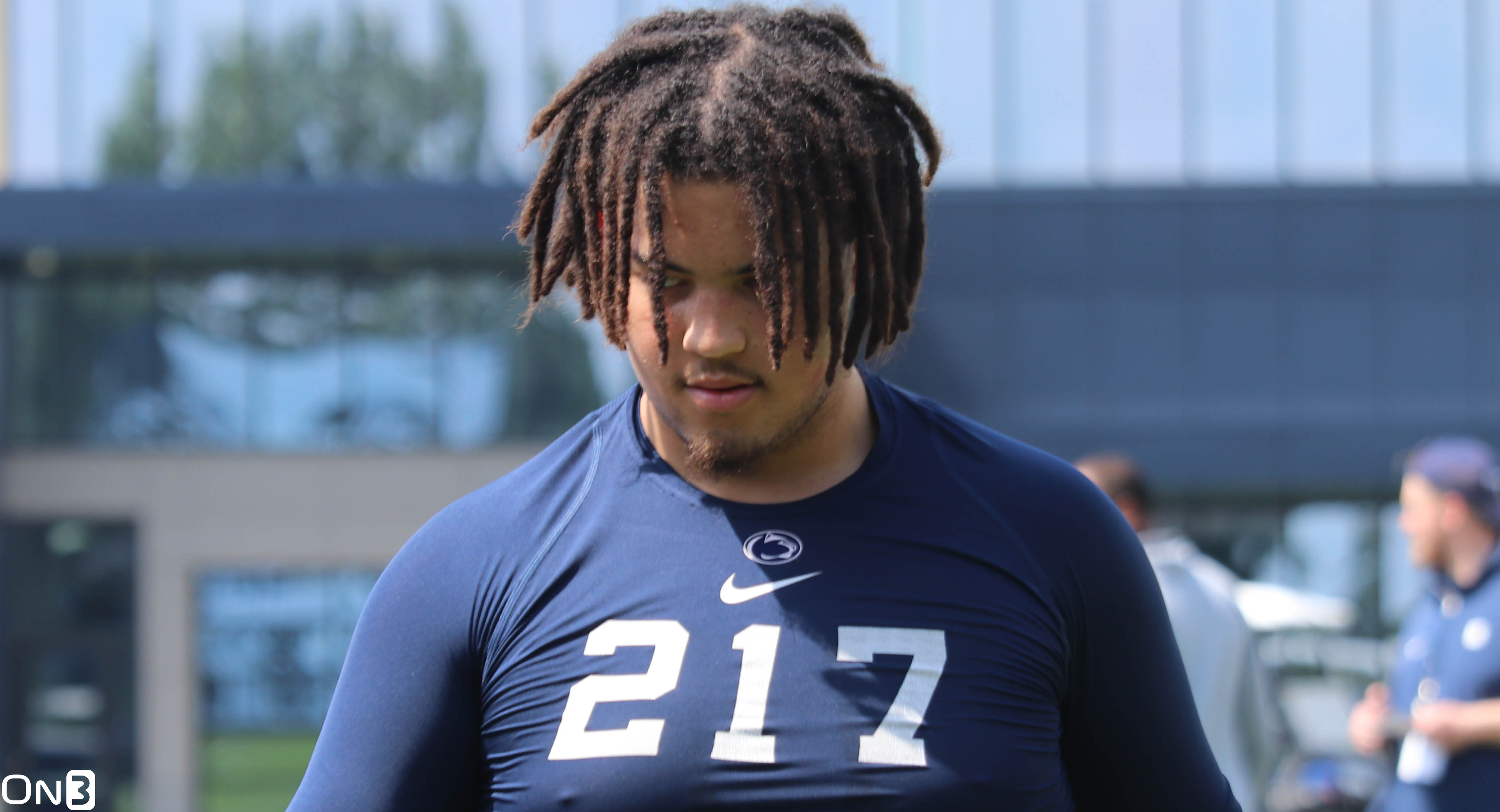 Offensive lineman Amon Wright.
