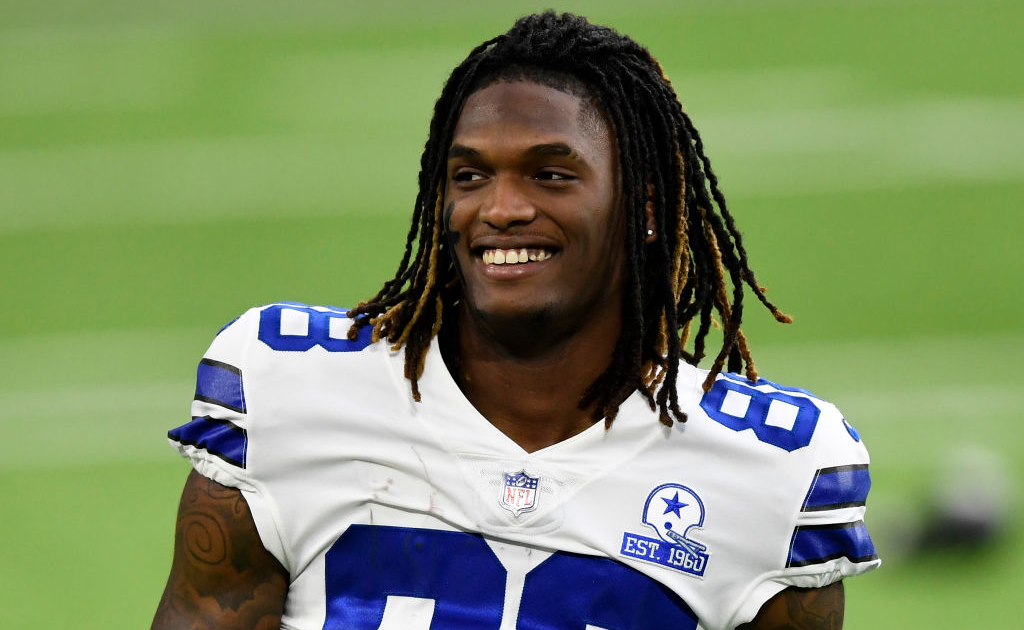 CeeDee Lamb of the Dallas Cowboys pulls in a touchdown pass against News  Photo - Getty Images