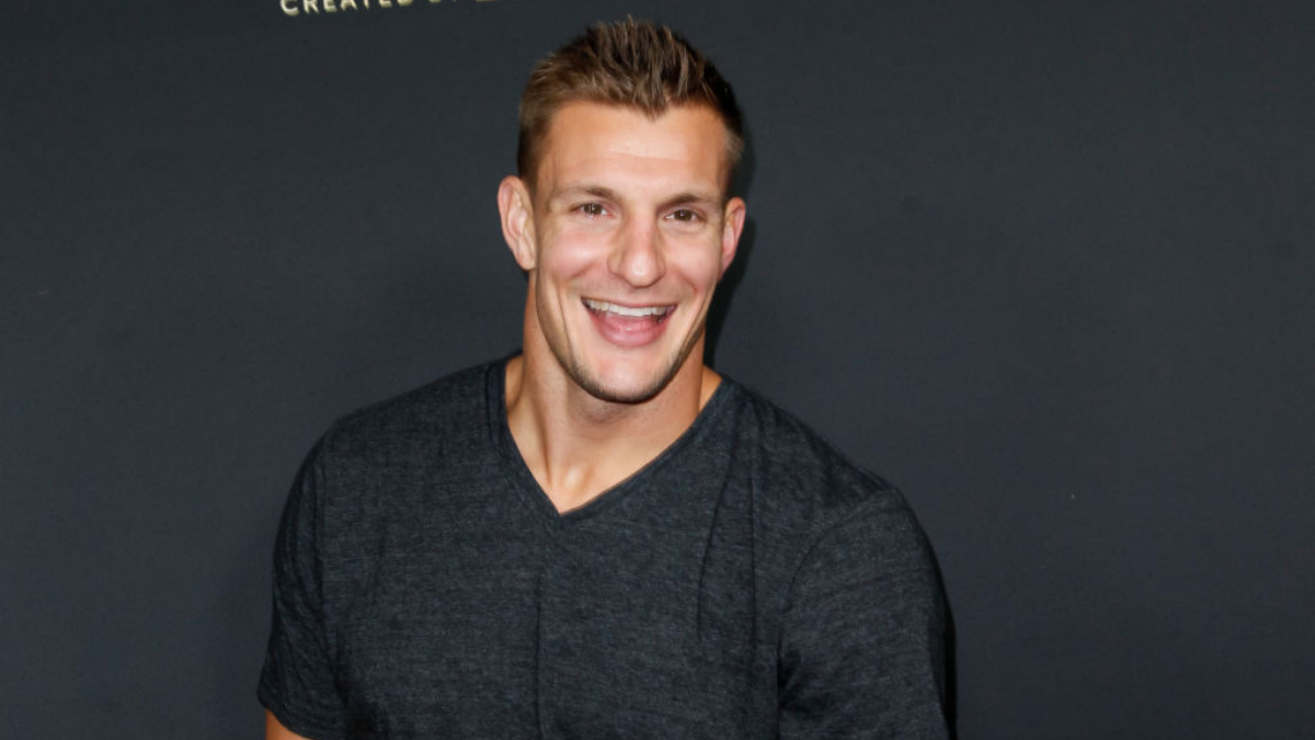 The Gronks are taking over UFC 278 on ESPN+ 