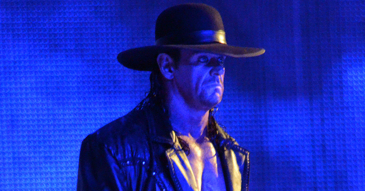 WWE's Undertaker talks Cowboys, Longhorns fandom; what it meant to be part  of Salute to Service game