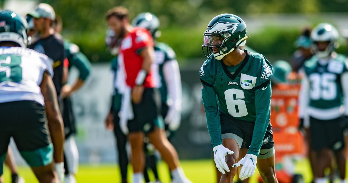 How much will Eagles' DeVonta Smith play in preseason as he makes up for  lost time? 