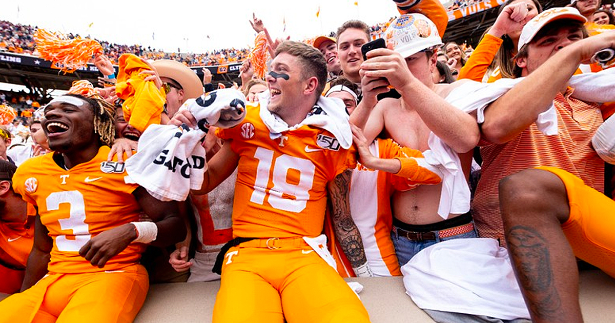 Tennessee quarterback Brian Maurer enters transfer portal