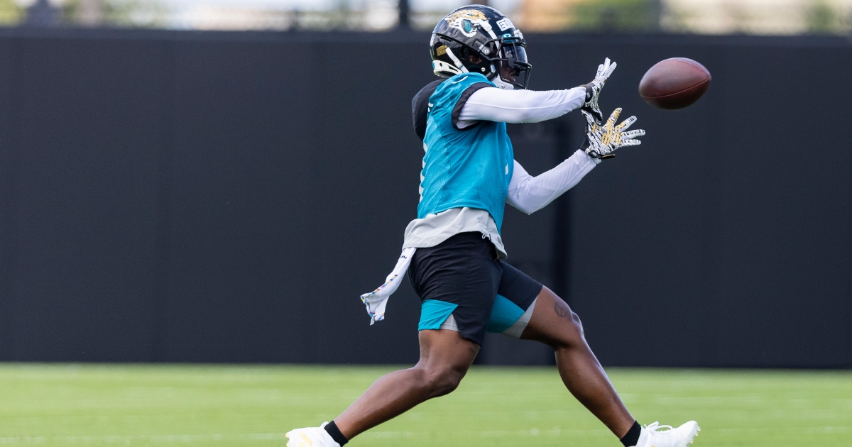 Jaguars running back Travis Etienne's foot injury not serious