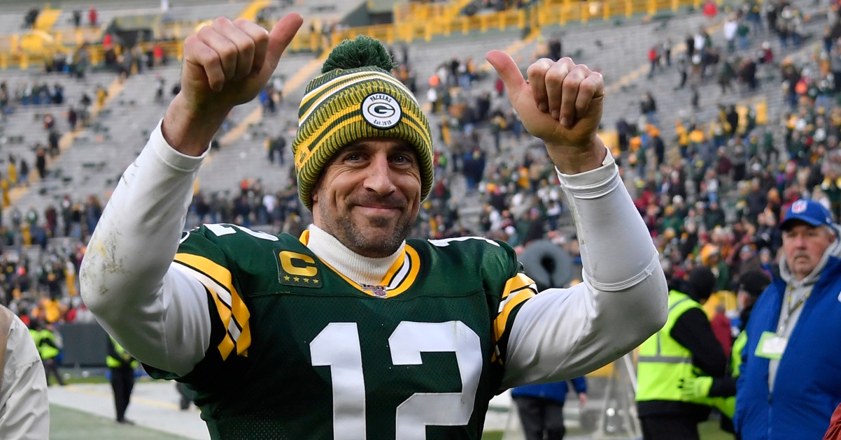 Aaron Rodgers yelled I still own you! at Bears fans after game-sealing TD  in Chicago - NBC Sports