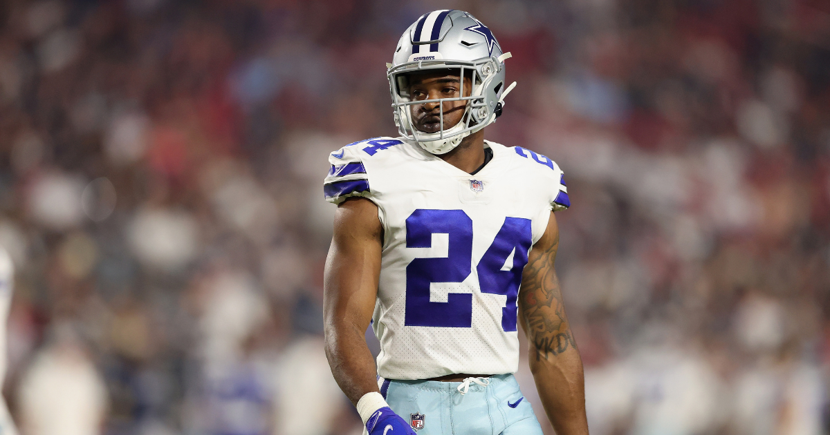 Cowboys CB Kelvin Joseph exits game with groin injury