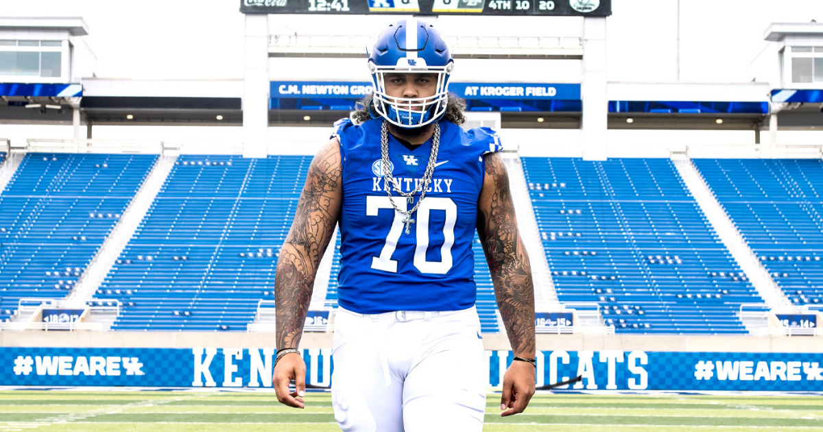 LOOK Kentucky's uniform combo vs. ULM On3