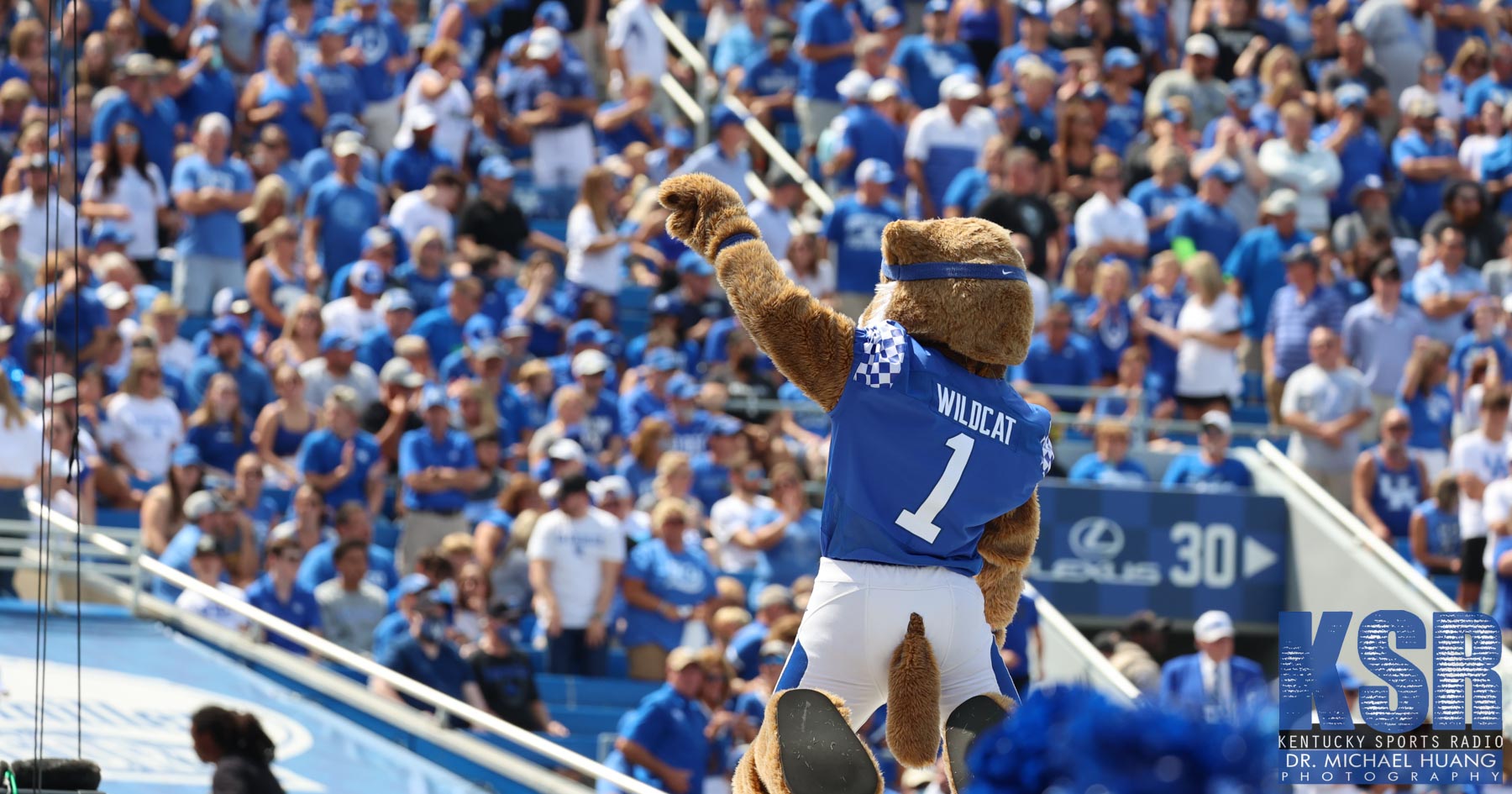 Mark Stoops challenges fans to pack Kroger Field for Missouri game - On3