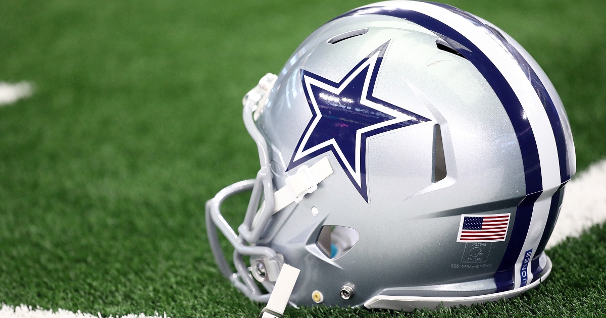 Dallas Cowboys sign free agent long snapper Trent Sieg - On3