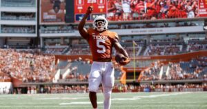 bijan-robinson-texas-football-star-running-back-receiving-nil-mentorship-earl-campbell-steve-sarkisian