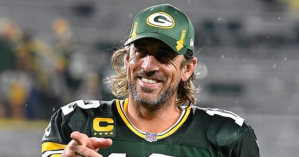 Aaron Rodgers has strong words for Packers wide receivers