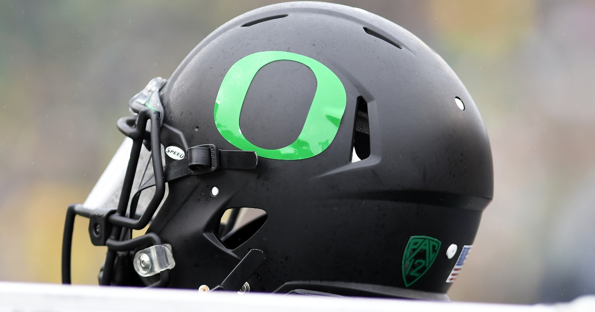 Oregon black uniforms with grey helmets