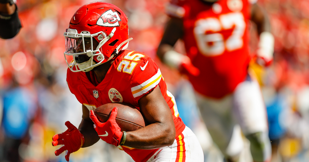 Chiefs' Edwards-Helaire on IR; Smith-Schuster back to practice