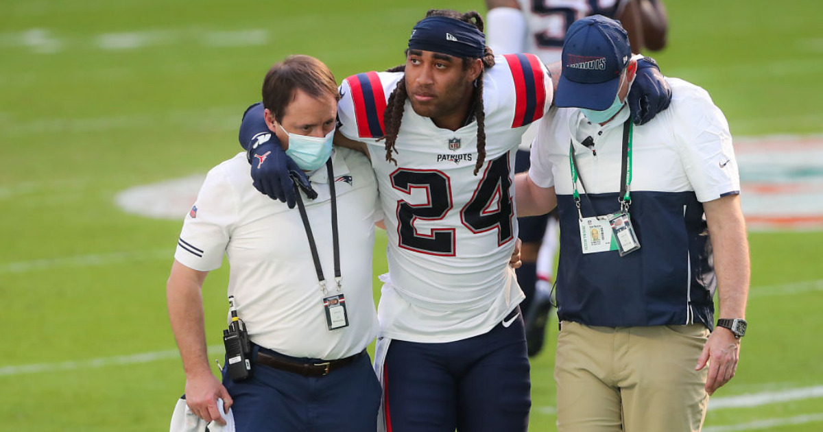 Panthers GM provides injury update on Stephon Gilmore