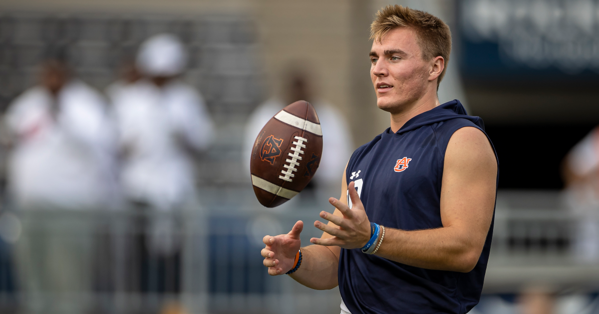 Auburn football fans react to Bo Nix's start against Georgia