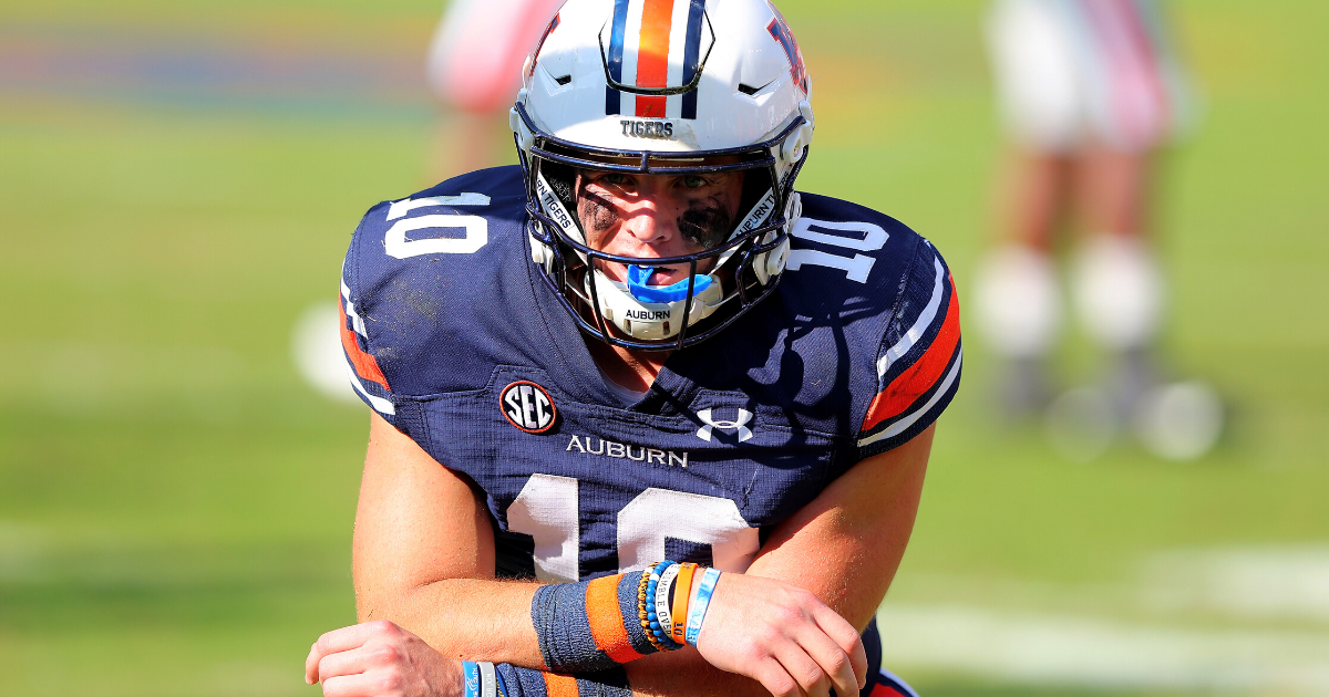 Bo Nix Leads Auburn to 48-11 Victory over LSU - WAKA 8