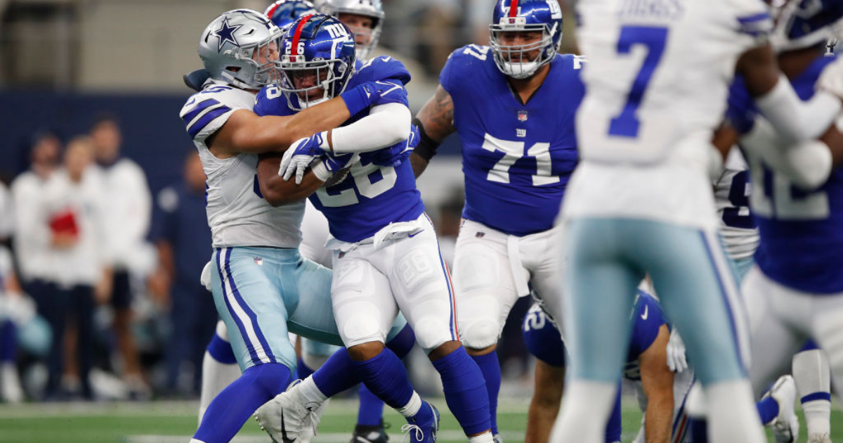 New York Giants' Saquon Barkley suffers ACL tear against Chicago