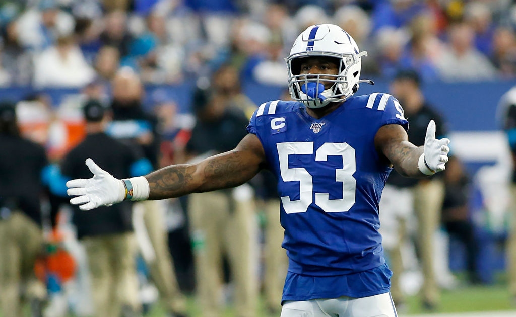 Colts linebacker Darius Leonard unsure if he'll be able to play vs. Browns;  Lamar Jackson misses practices with knee injury: NFL news roundup 